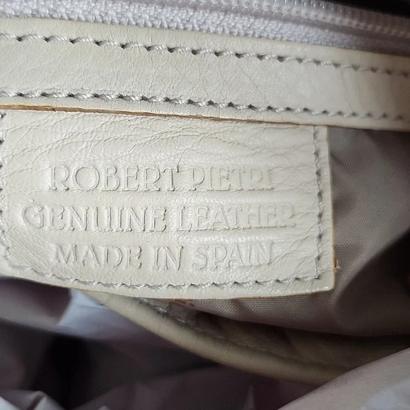Robert Pietri Excellent Condition Elegant Tan Leather HOBO Shoulder Bag, $125 - Picture 4 of 14